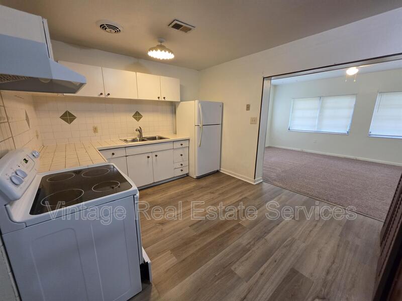 1103 N Crystal Terrace – photo 3