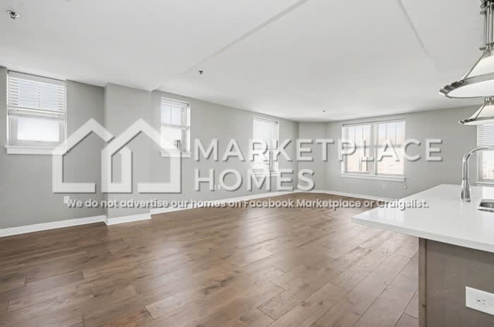 525 W Lafayette Blvd – photo 4