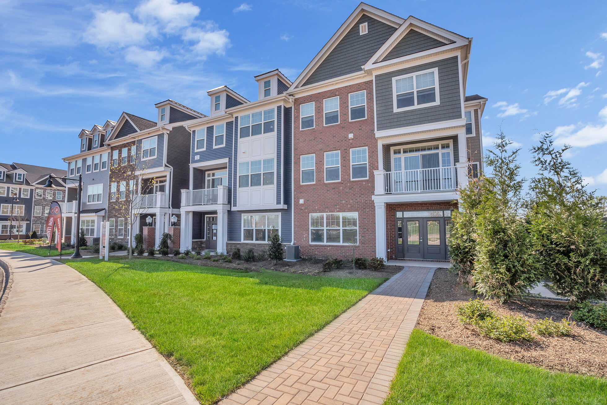 256 Hills Pl – photo 3