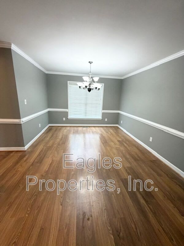 200 Myrna Drive – photo 3