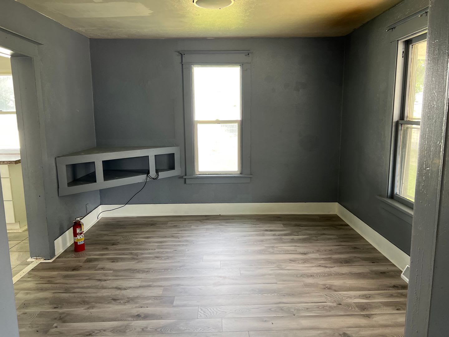 SPACIOUS 3 BEDROOM HOME READY TO WELCOME YOU – photo 4