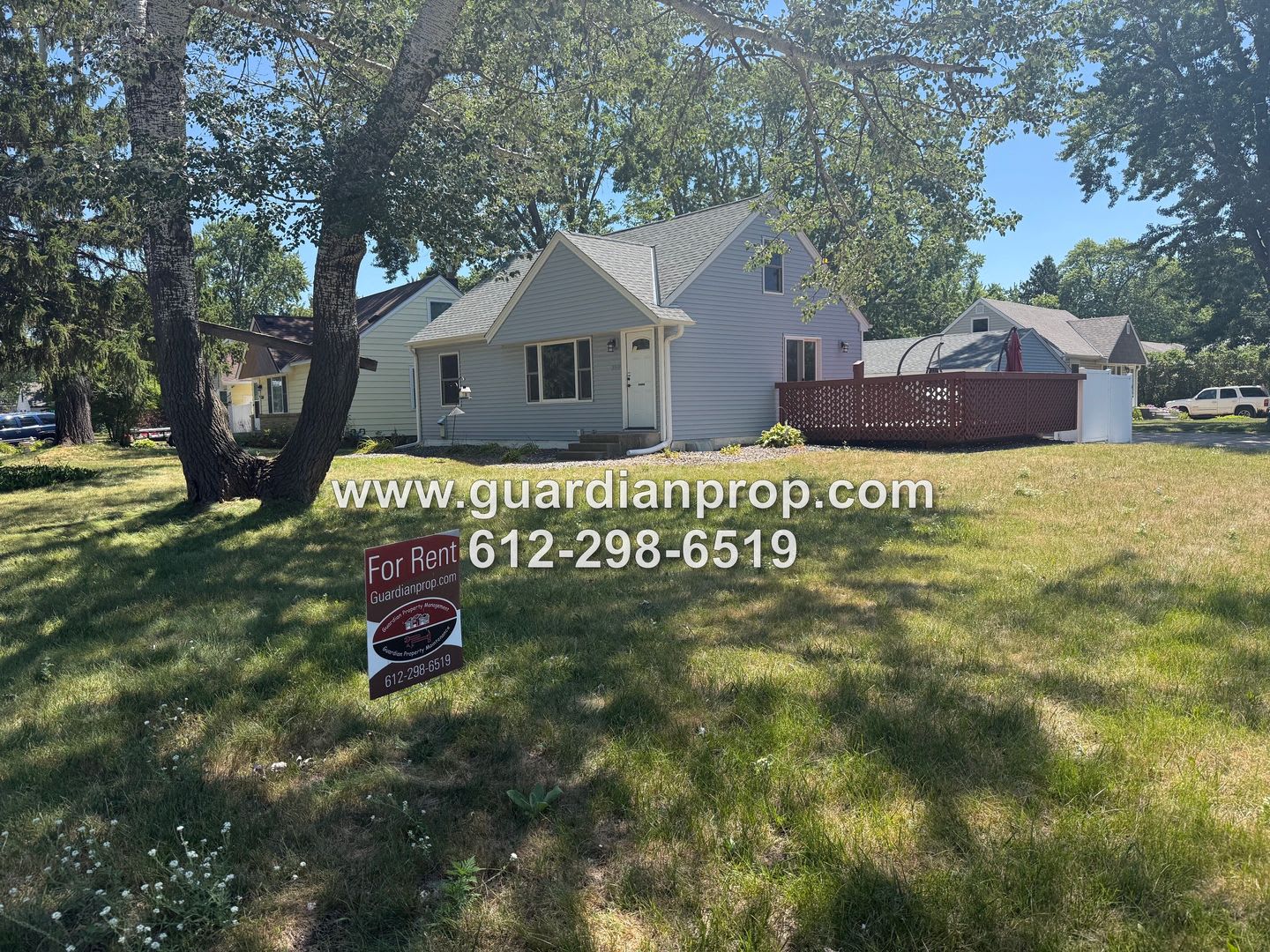 Blaine House on Large Corner Lot, Updated Kitchen & Baths, Family Room, Private Deck Area – photo 3