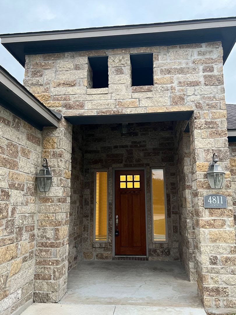 4811 Viewcrest Rd., San Antonio, TX. 78217 – photo 2