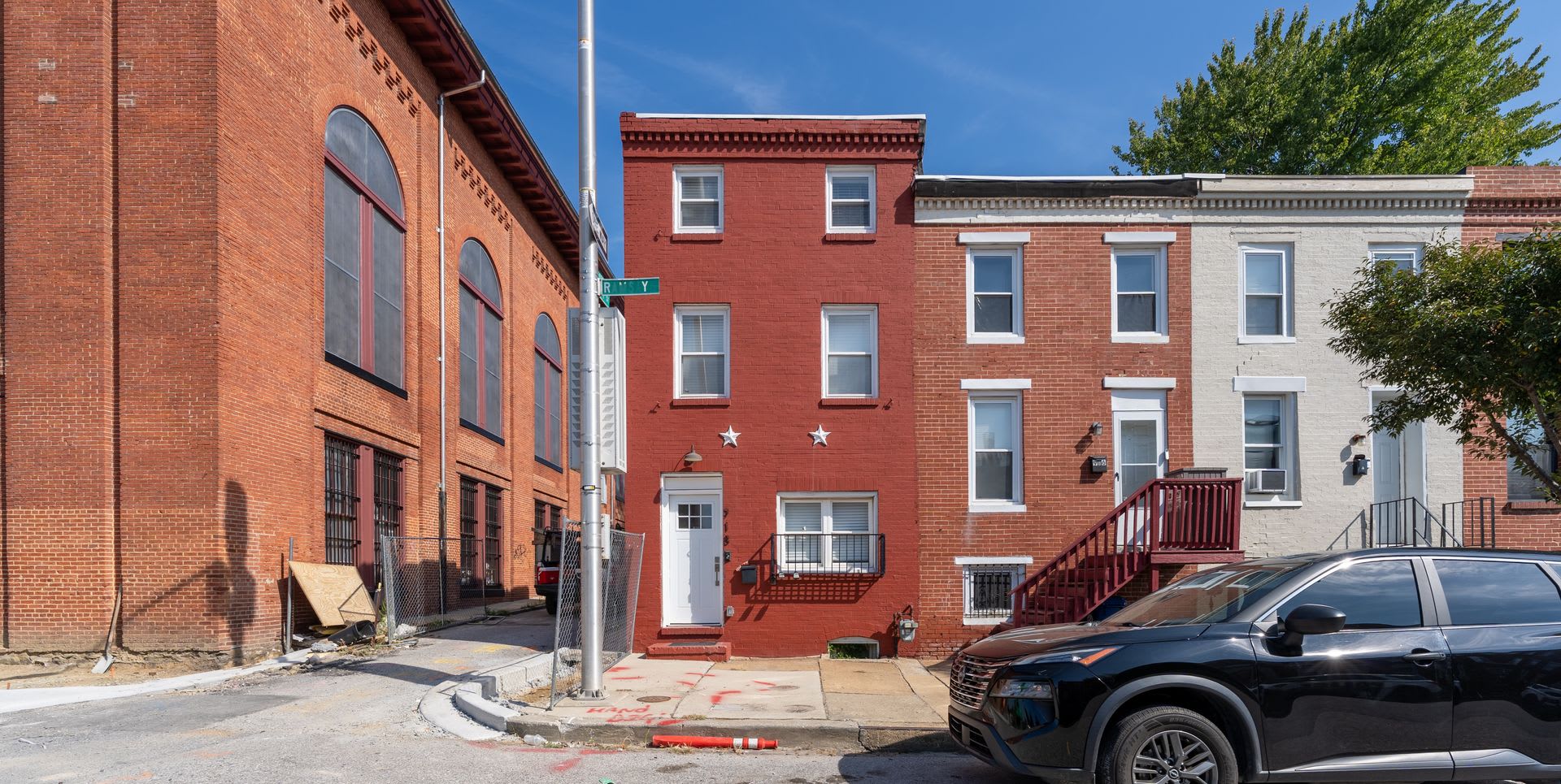 Furnished 3-Bedroom, 3-Bathroom Rental Close to University of Maryland and Downtown – photo 1