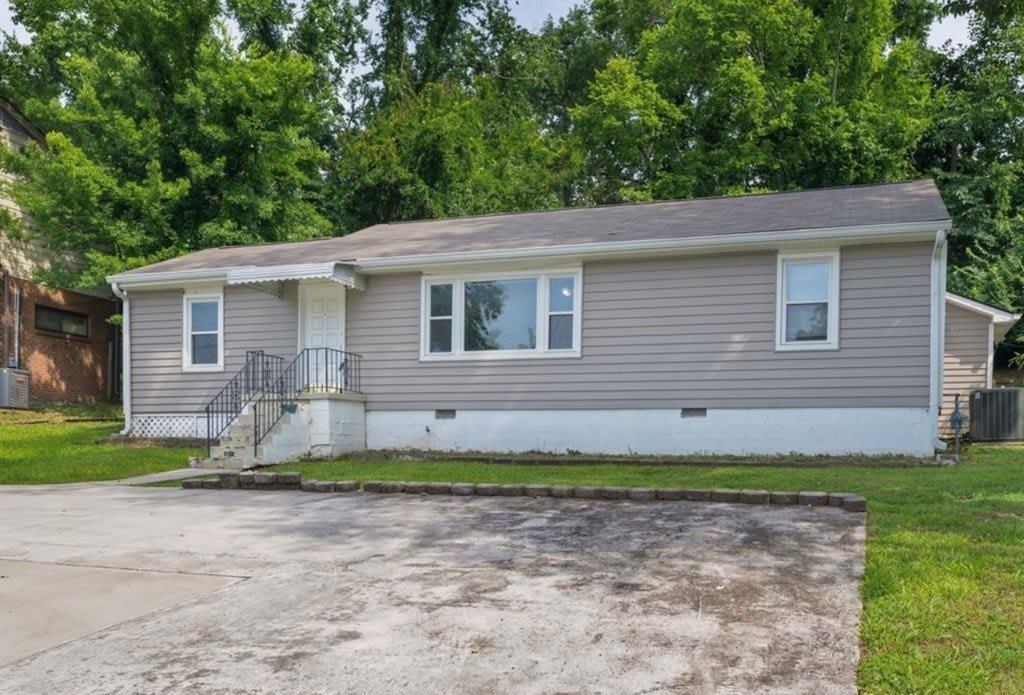 711 Barton Ave – photo 2