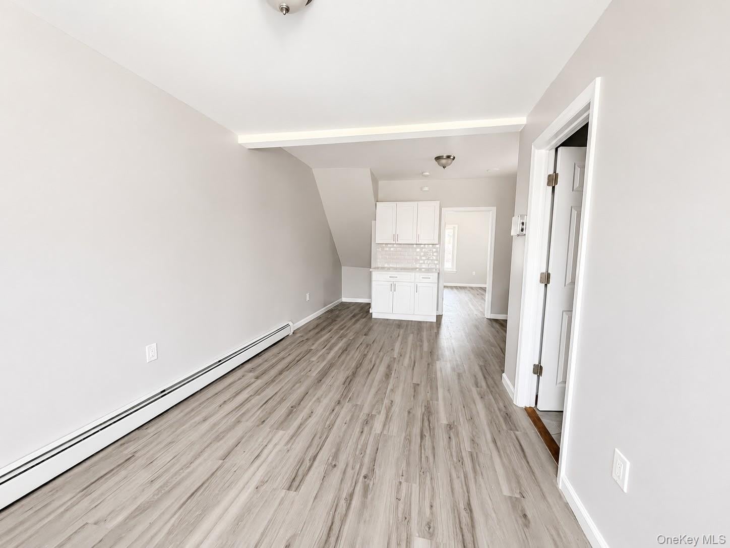25 Monroe Street – photo 3