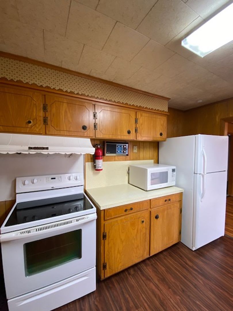 New Orleans French Quarter style-Downtown Cleburne apartment for rent – photo 3