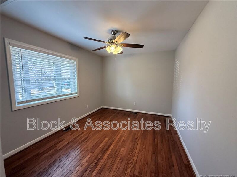 848 Castleberry Ct – photo 4