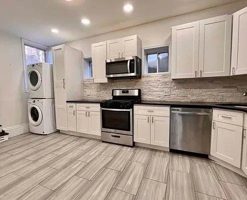 775 Kappock Street – photo 3