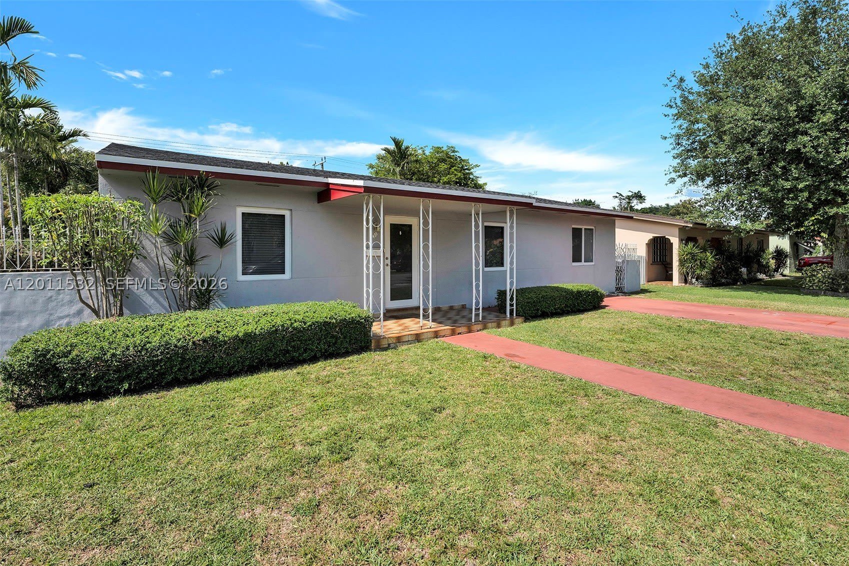 437 swan avenue – photo 3