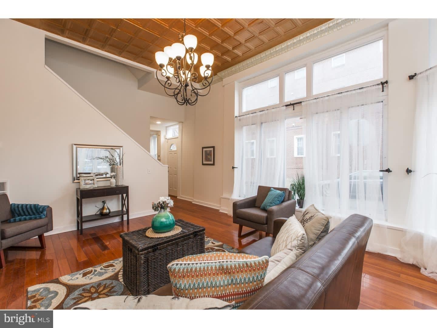 Amazing 3bd/2.5 Fairmount Home – photo 2