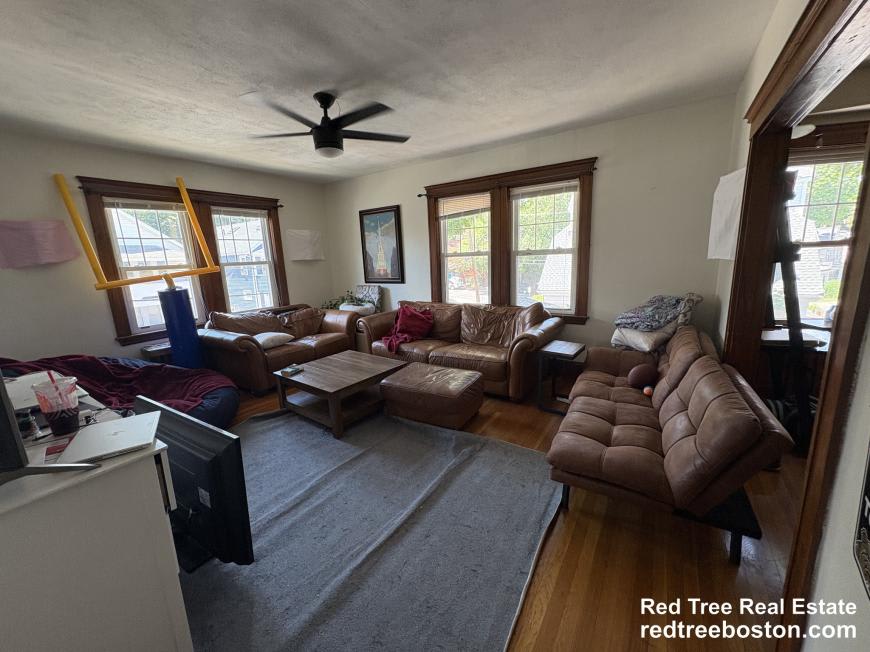 6-8 Oliva Rd. – photo 1