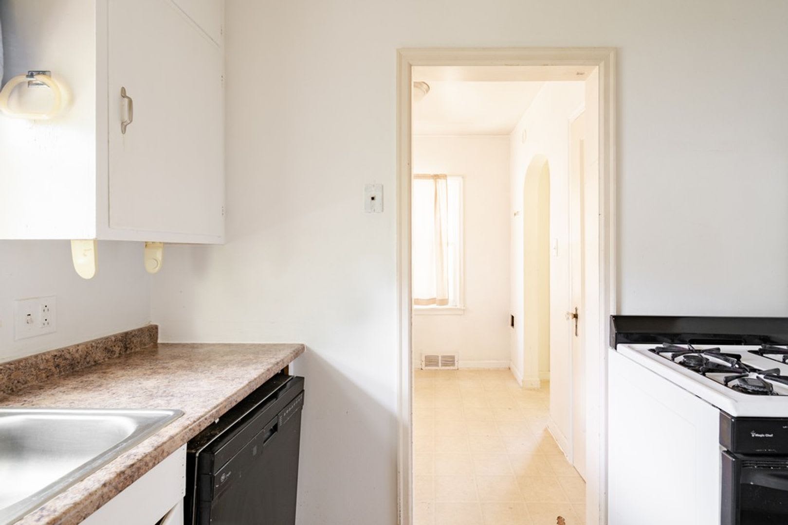 804 W 18th St – photo 4