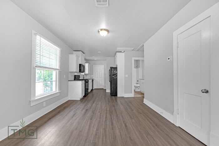 2620 East 7th Street – photo 5