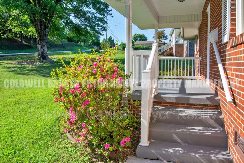 1225 Panorama Drive – photo 3
