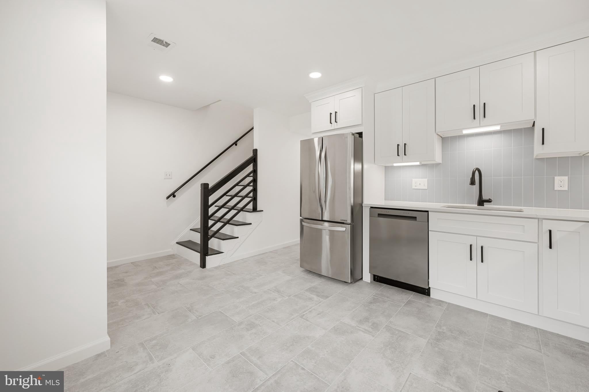 14874 Emberdale Drive – photo 5