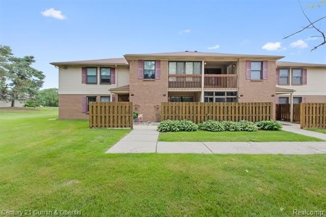 19313 Surrey Ln – photo 2