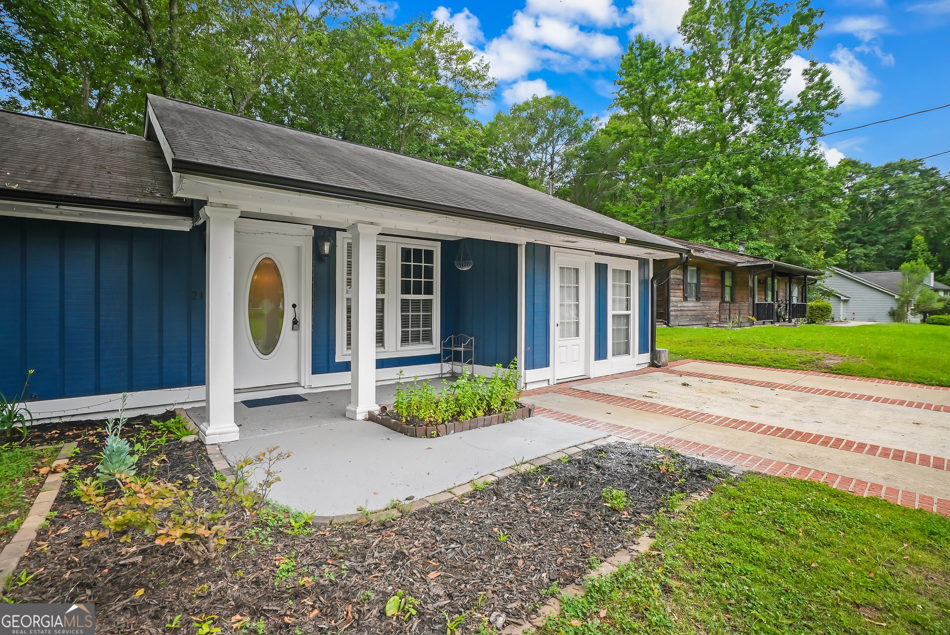 217 Wynnmeade Parkway – photo 4
