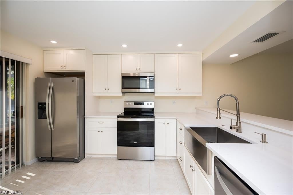4130 Looking Glass Ln – photo 4