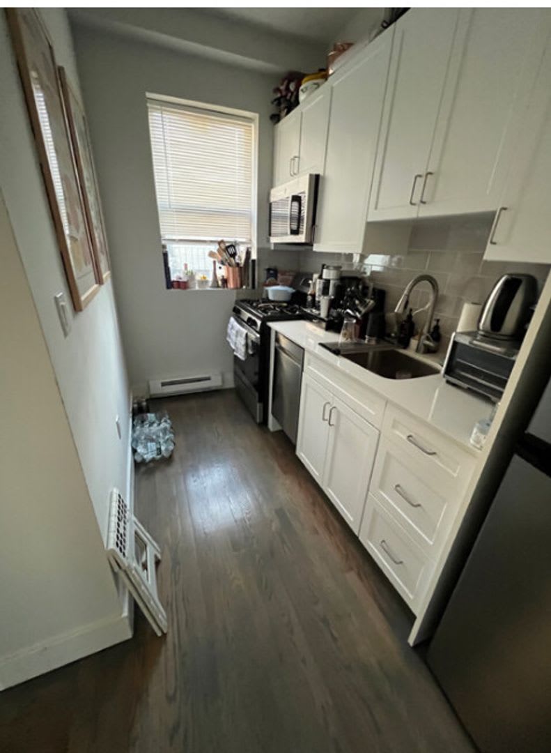 Centrally Located, Modern Fenway 2-Bed w/ Laundry – photo 2