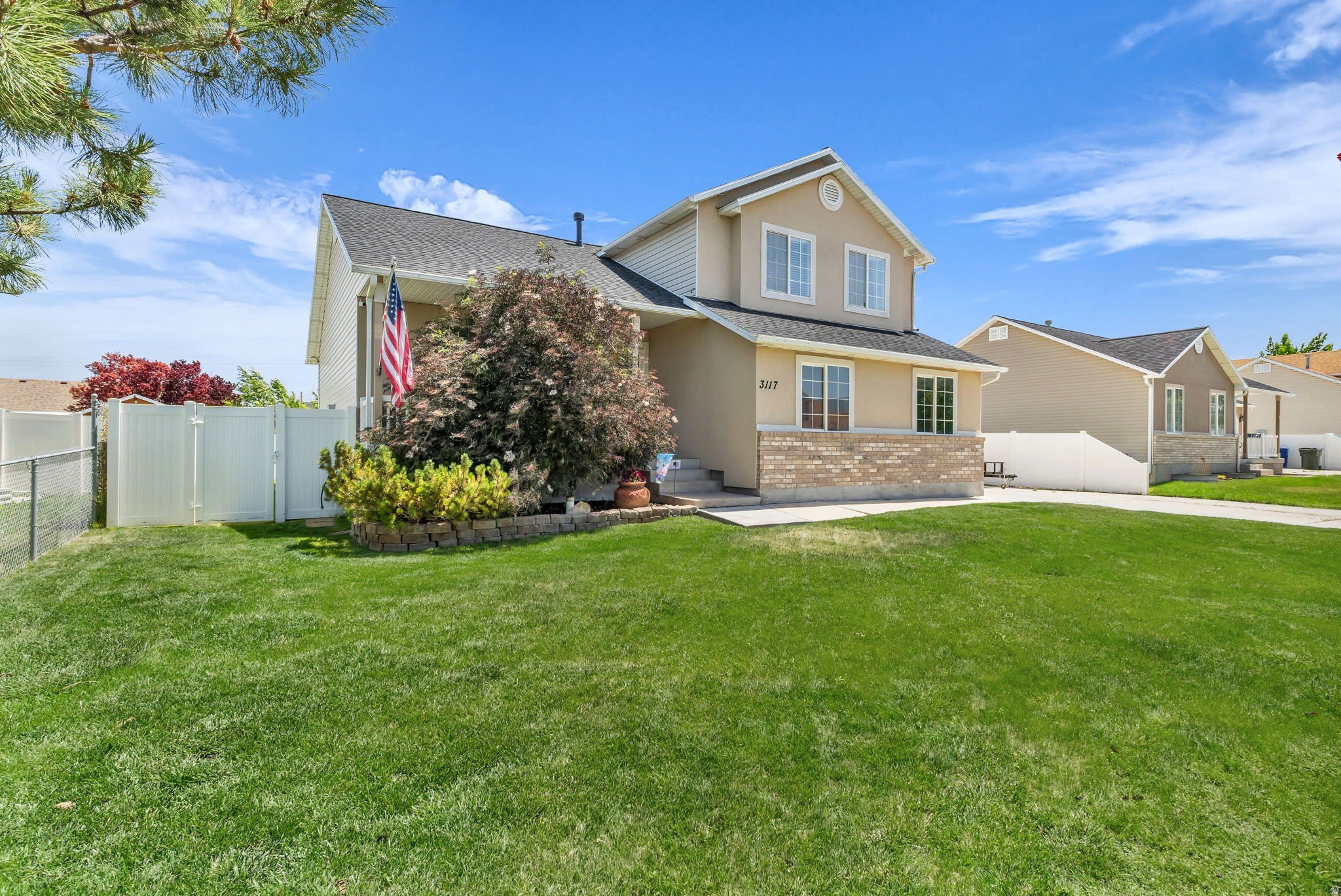 3117 S TIMERON Dr – photo 2