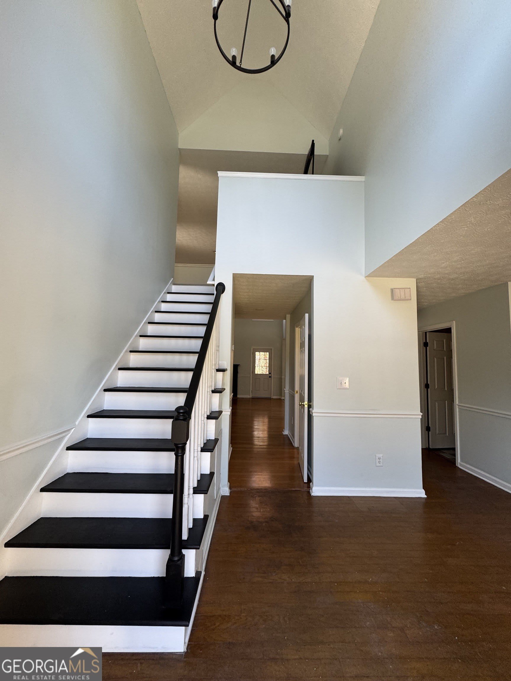 1009 Chads Ridge – photo 3