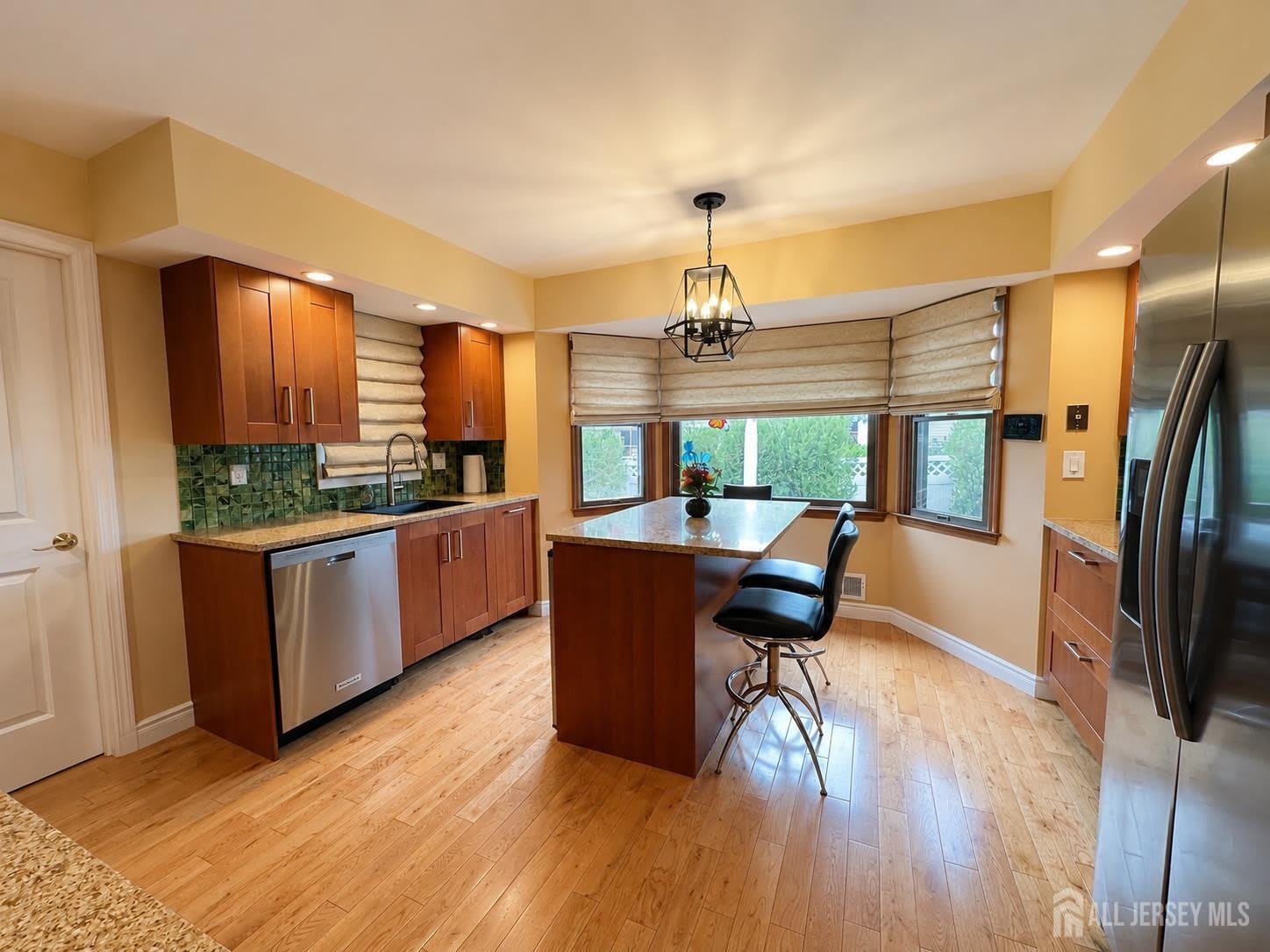 41 Harrison Street – photo 1
