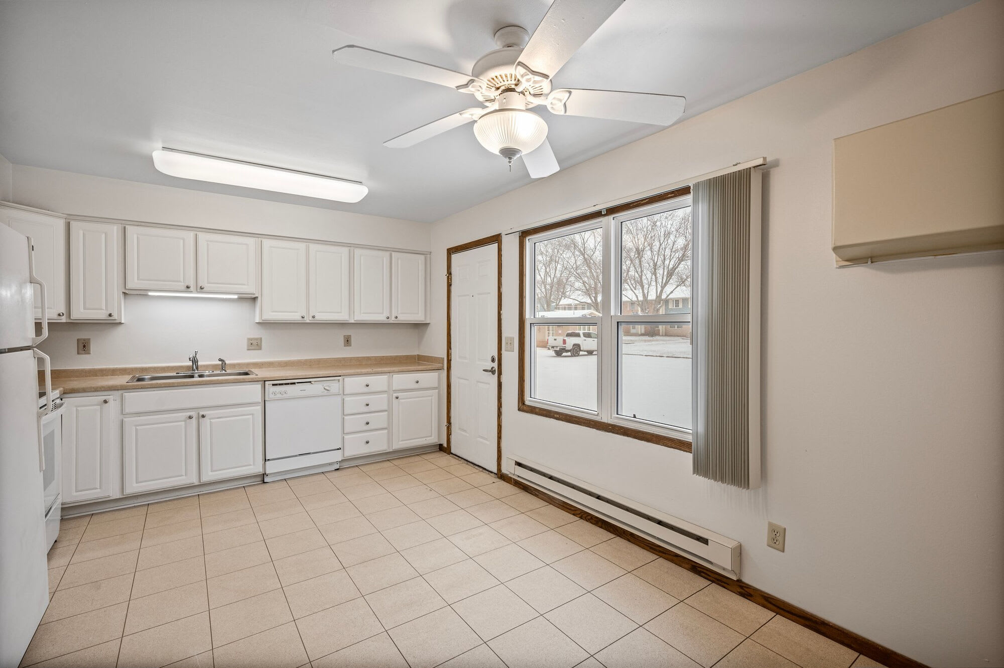 Oak Street Townhomes – photo 2