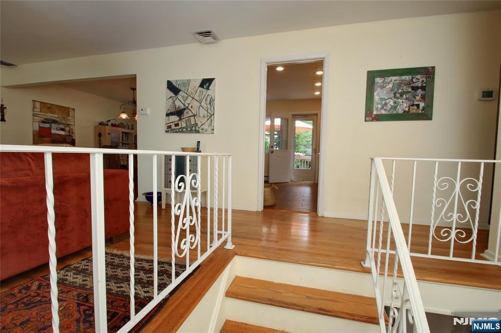 42-05 Naugle Drive – photo 5