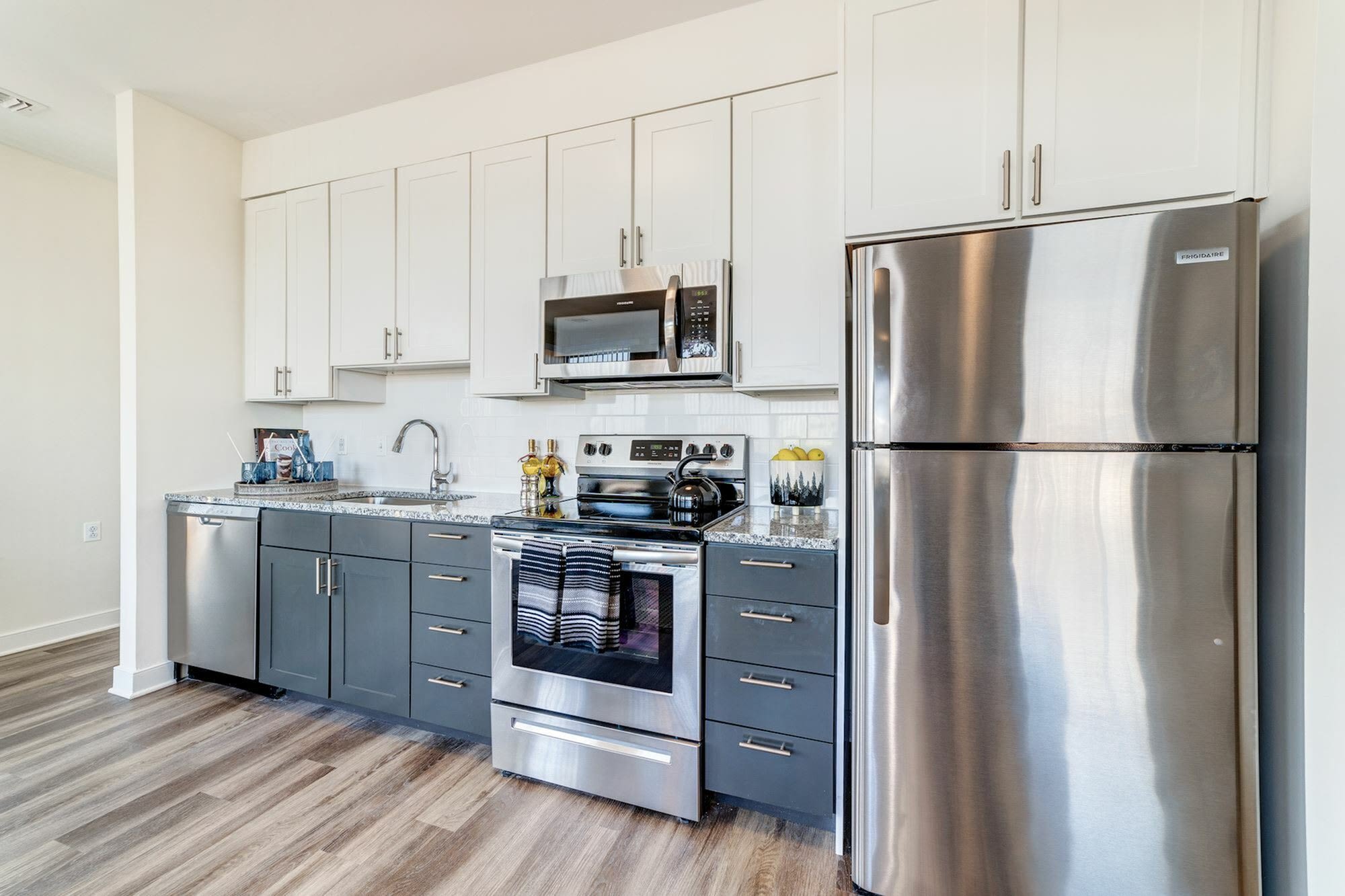 Maple View Flats – photo 2