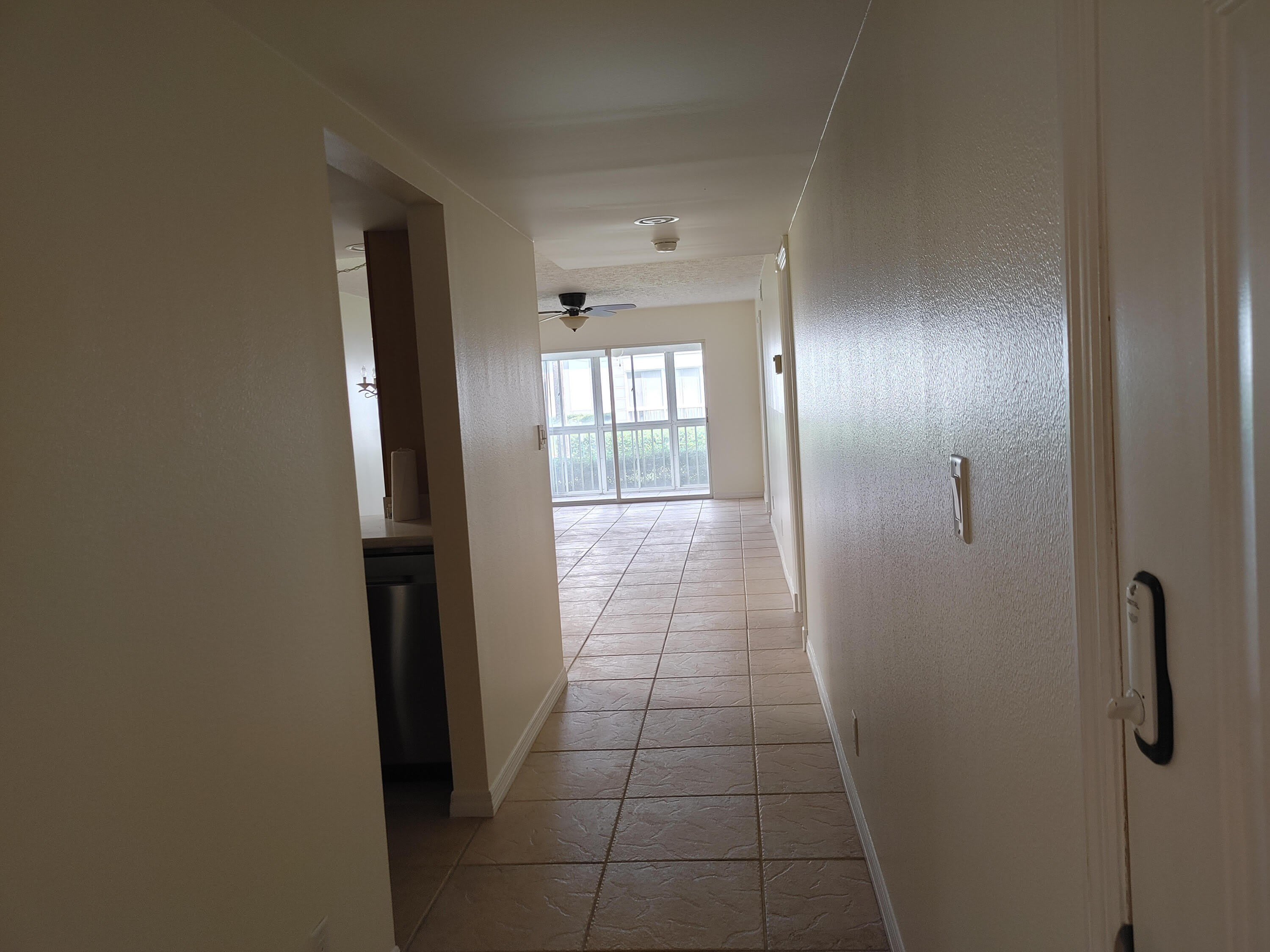 801 SE Central Parkway – photo 4
