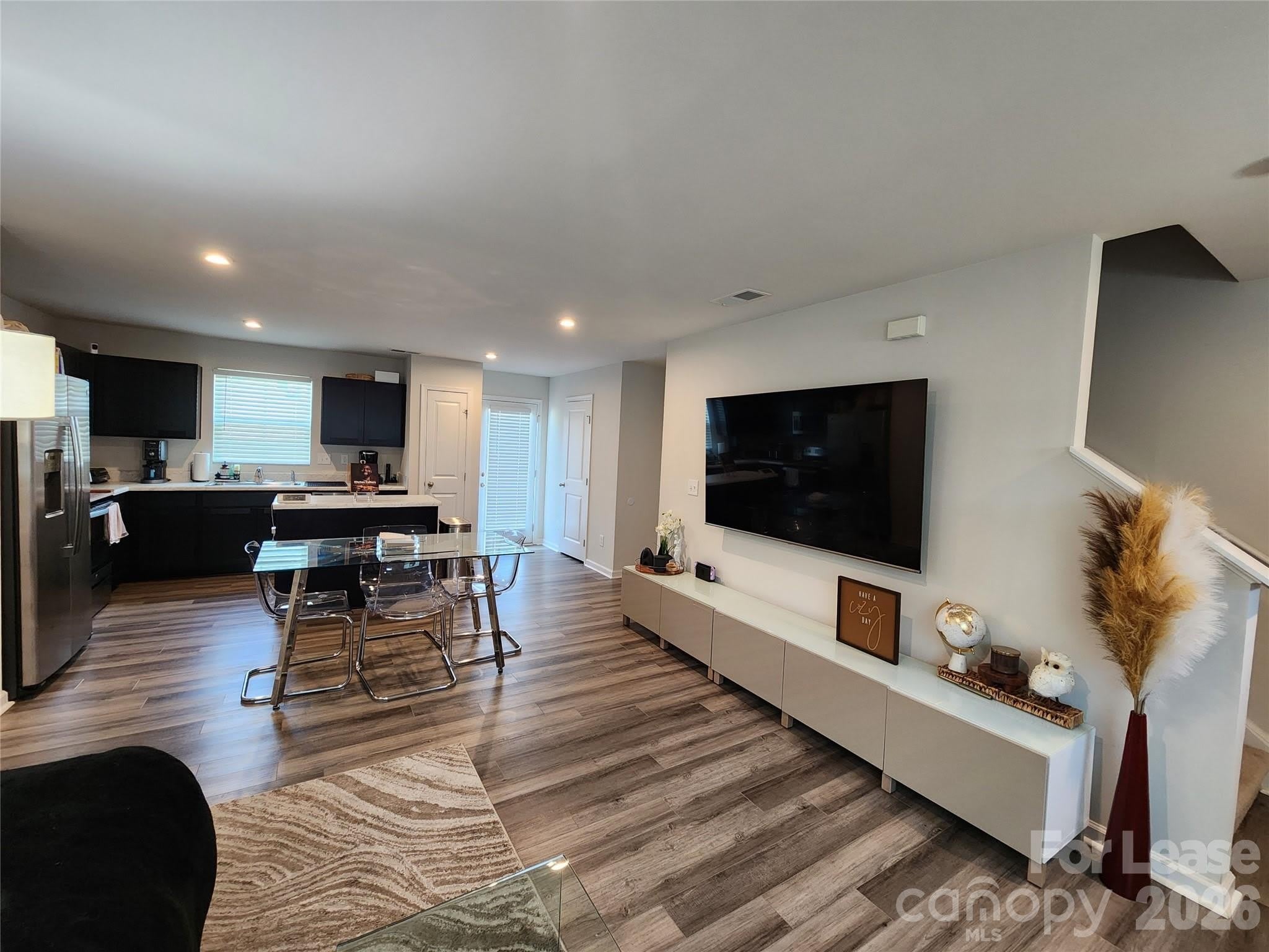6816 Ludell Lane – photo 3