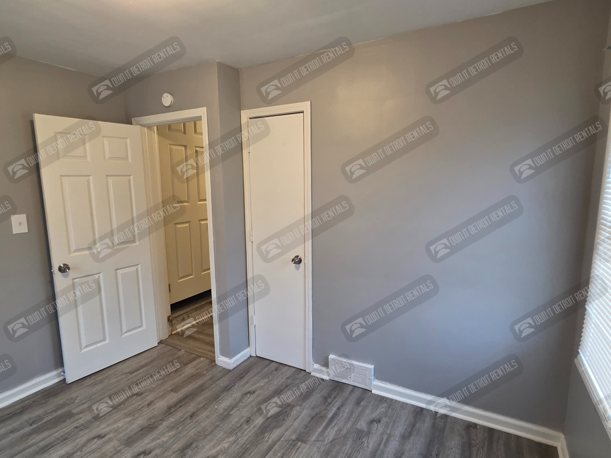 16092 Coram St – photo 5