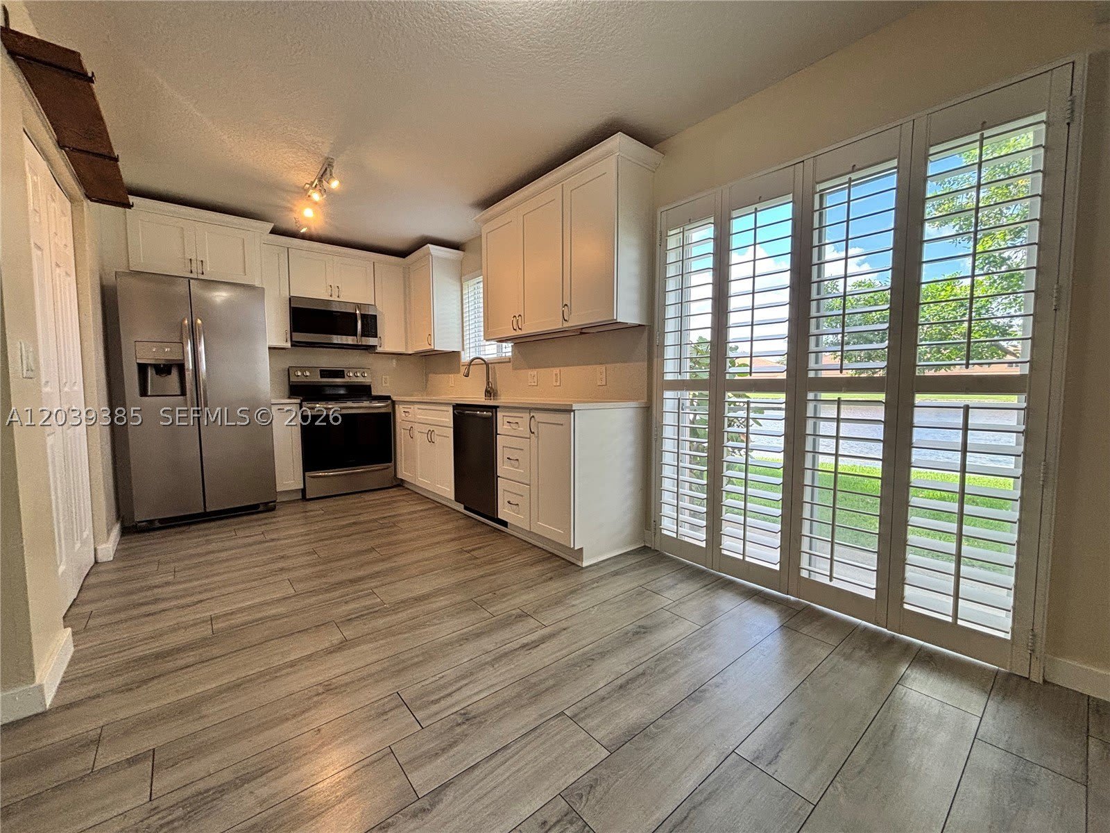 3486 Briar Bay Blvd – photo 5