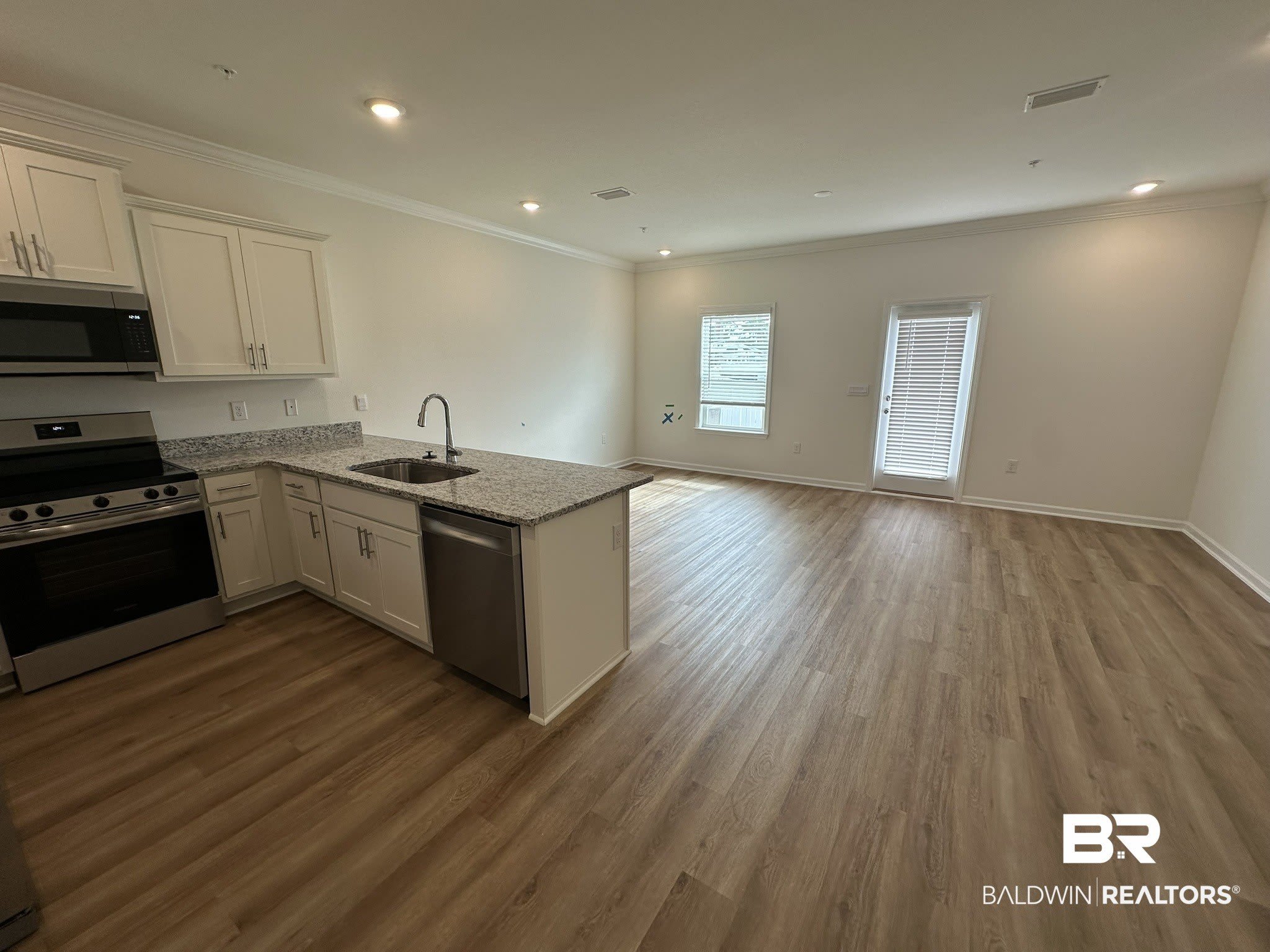 4442 Lost Bay Dr – photo 2