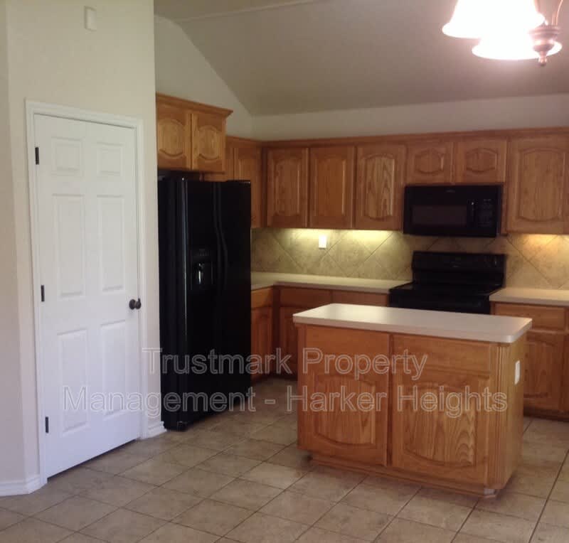 411 Winter Sun Drive – photo 4