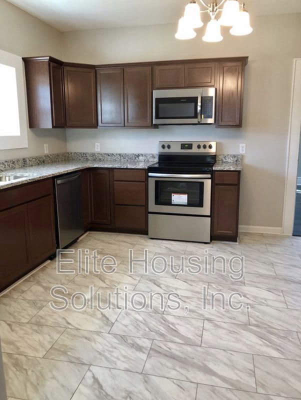 4672 W Lee Hwy – photo 2