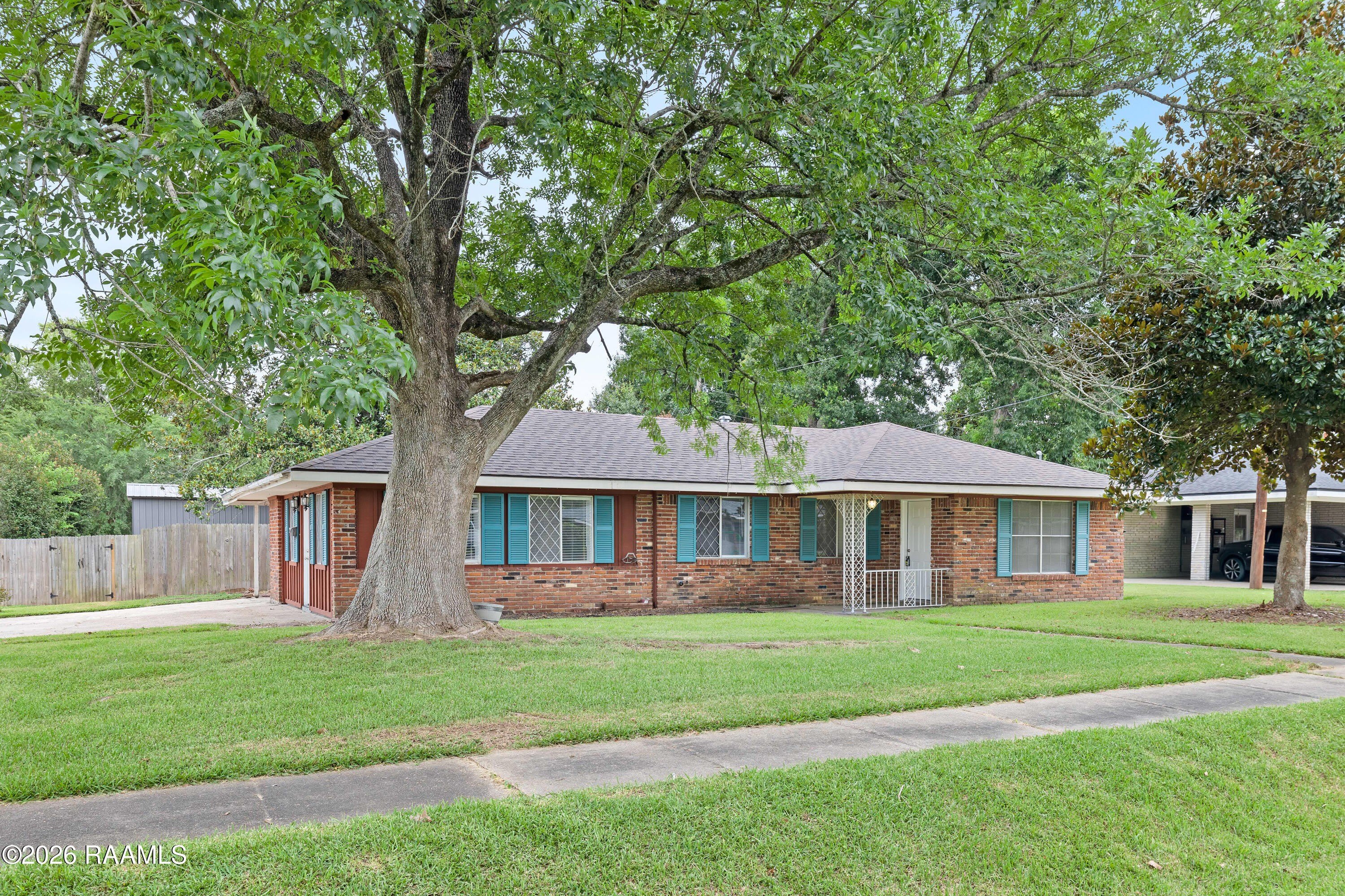 119 Gordon Crockett Drive – photo 2