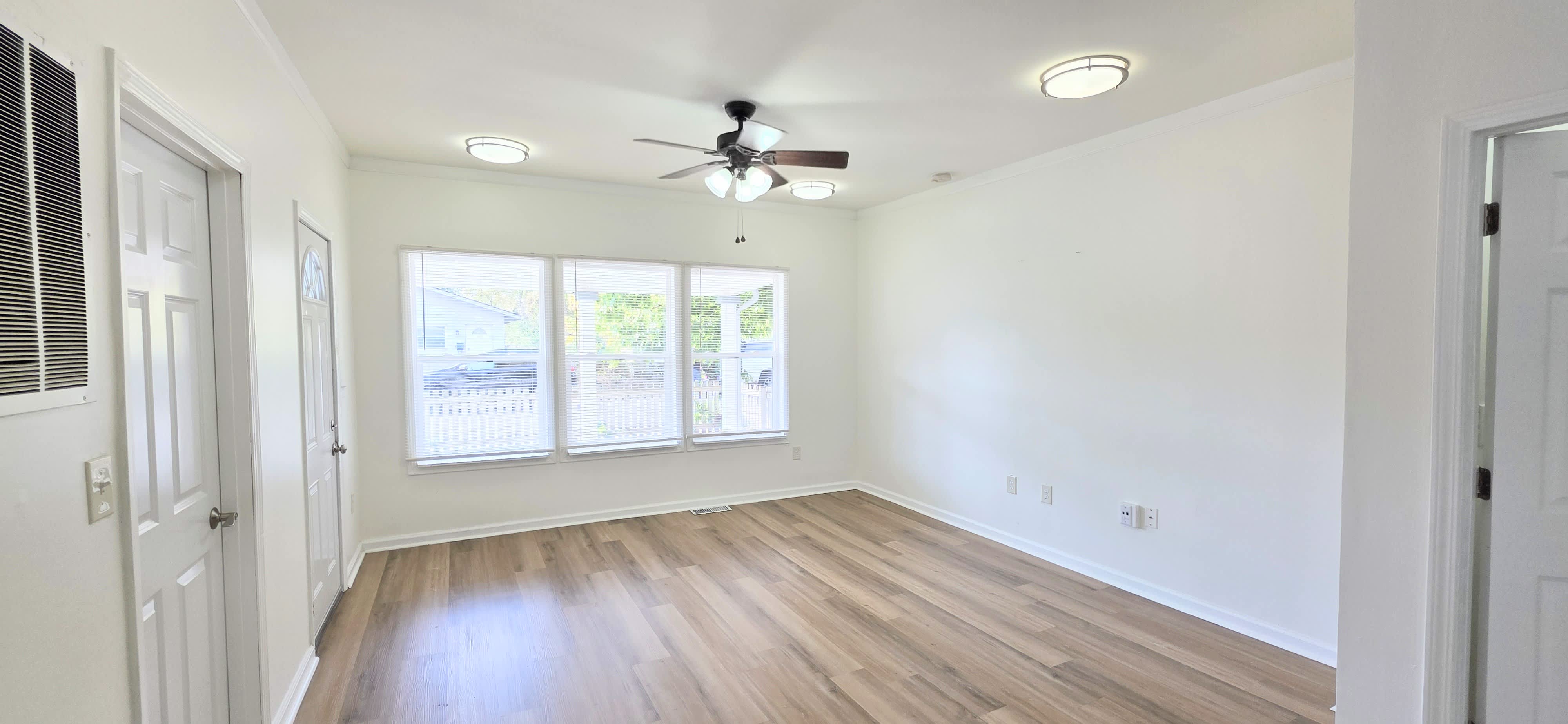 198 Stevens Avenue – photo 3