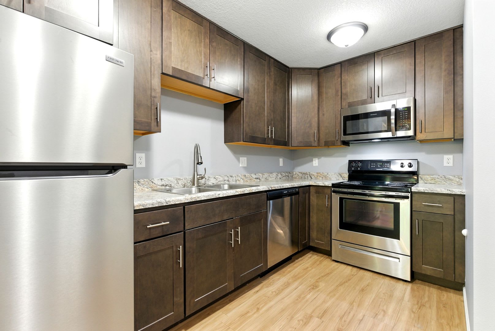 Woodline Condos – photo 1