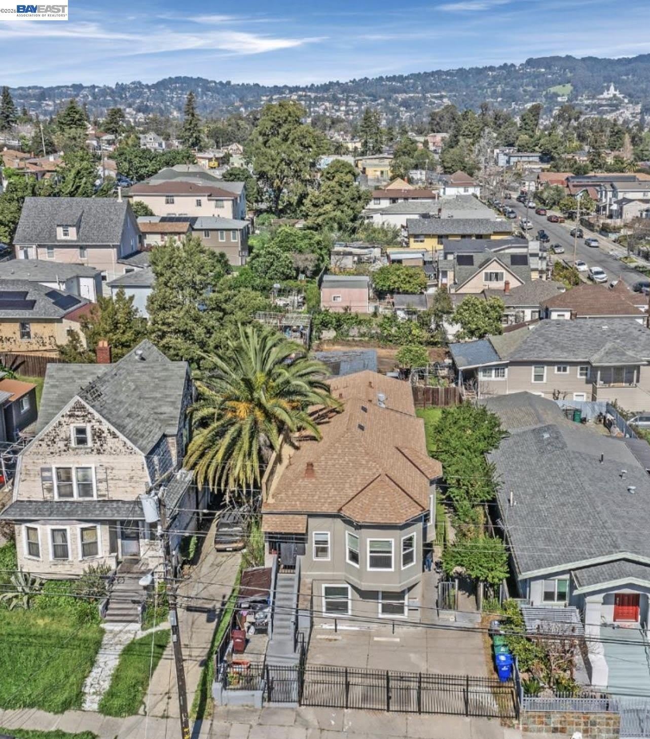 2424 E 24th Street – photo 3
