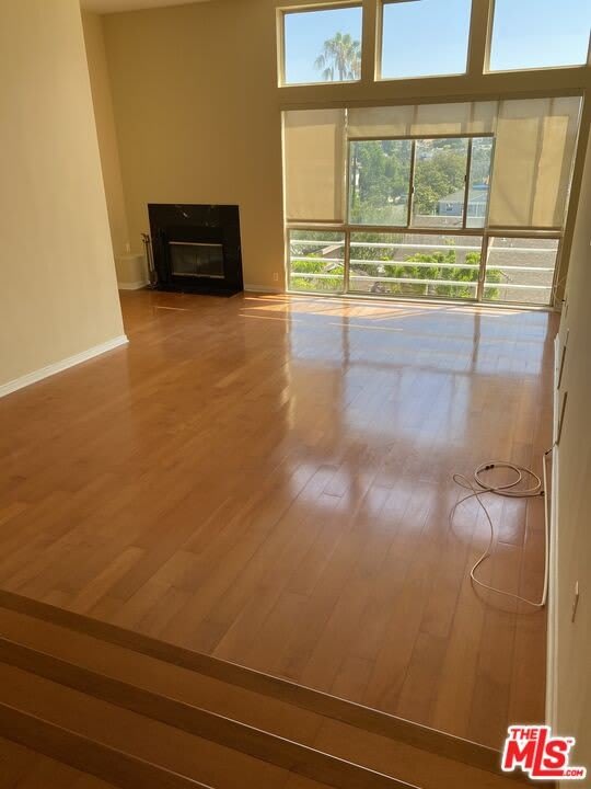 10432 Eastborne Ave – photo 3
