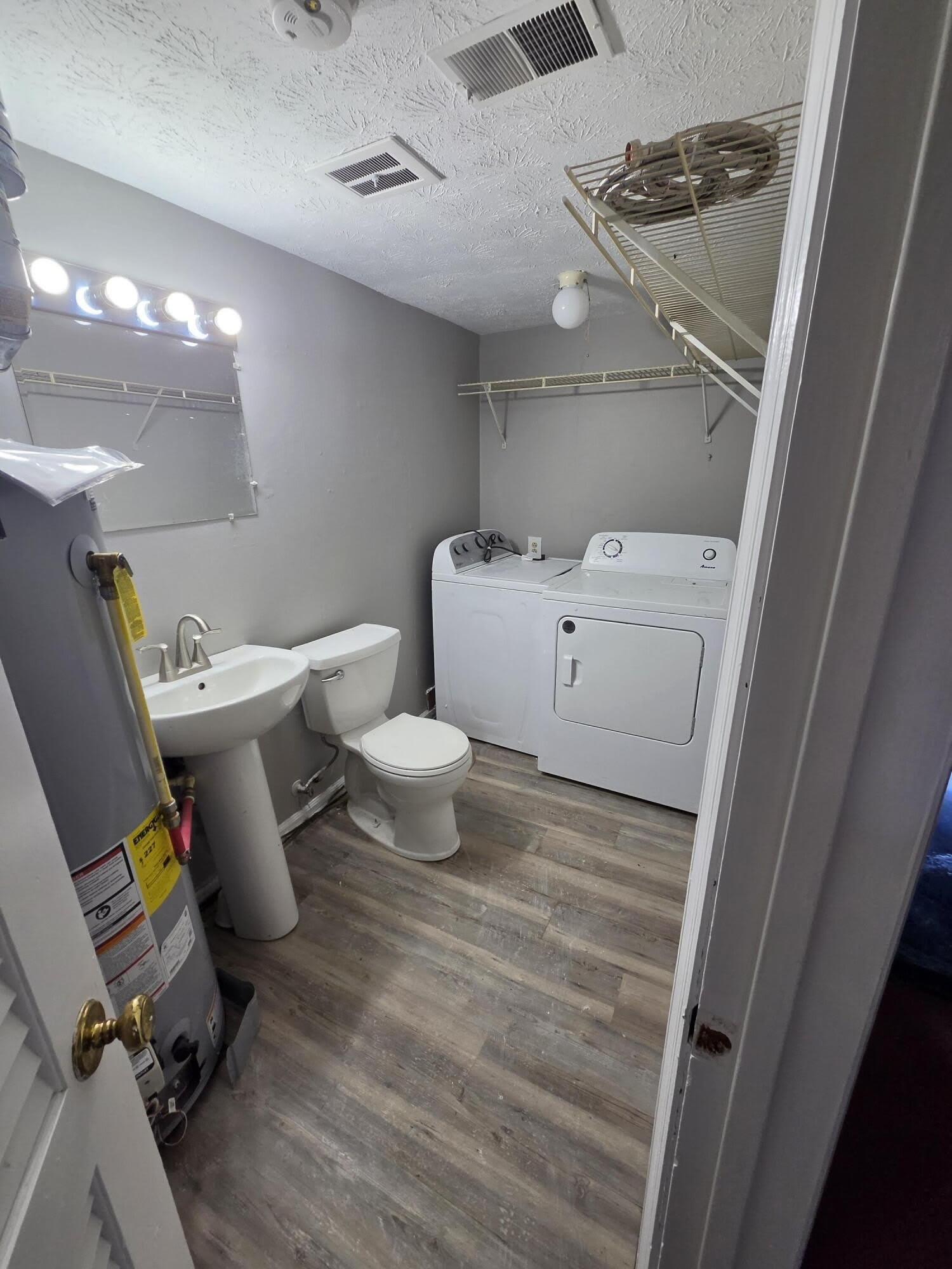 3411 Sutherland Drive – photo 5