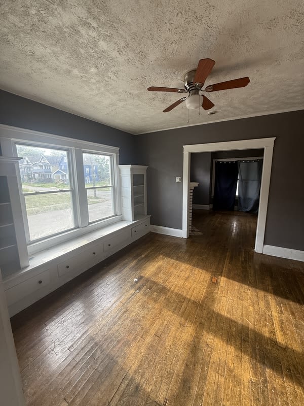12602 Locke Avenue – photo 1
