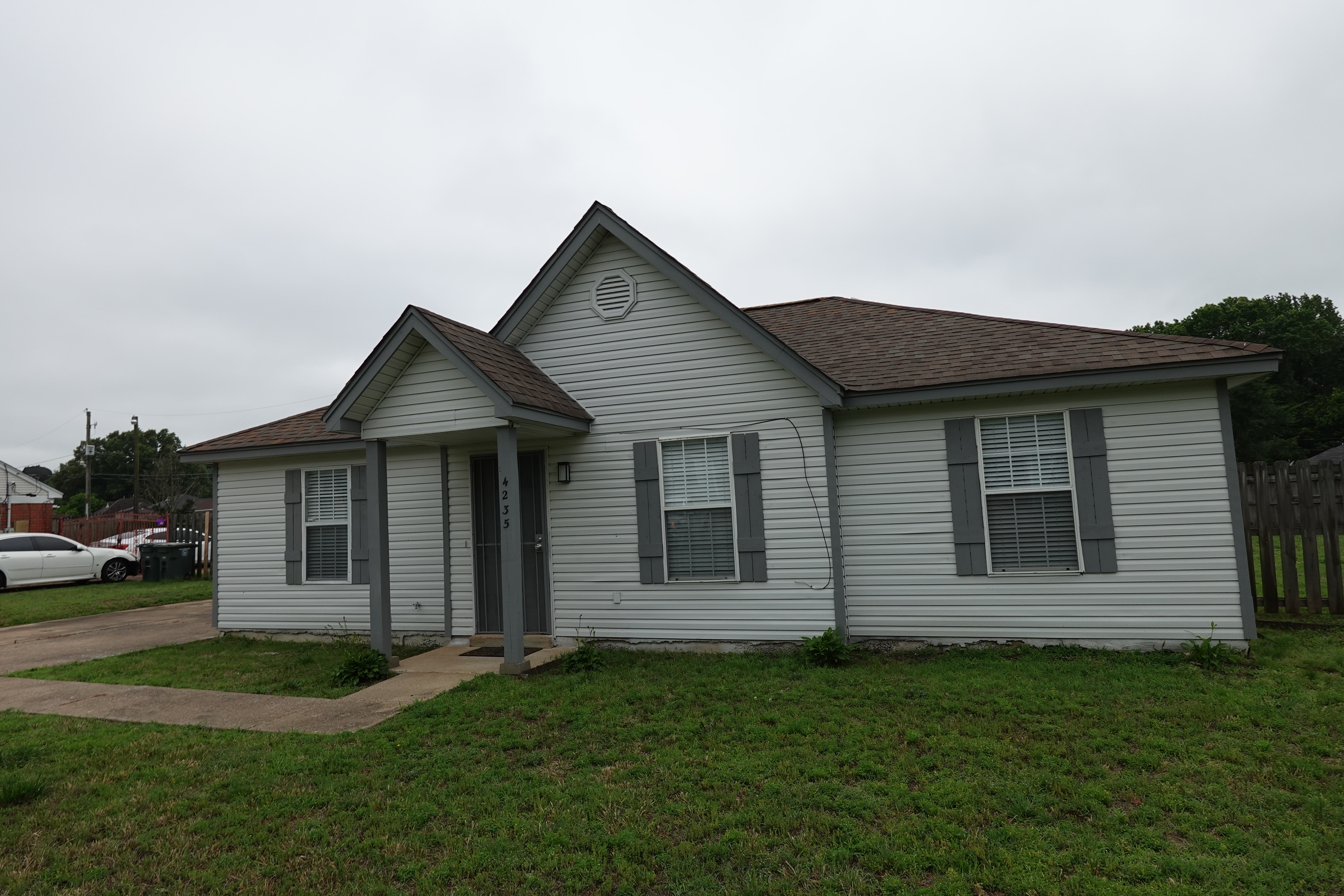 4235 Wagon Trail Cove – photo 2