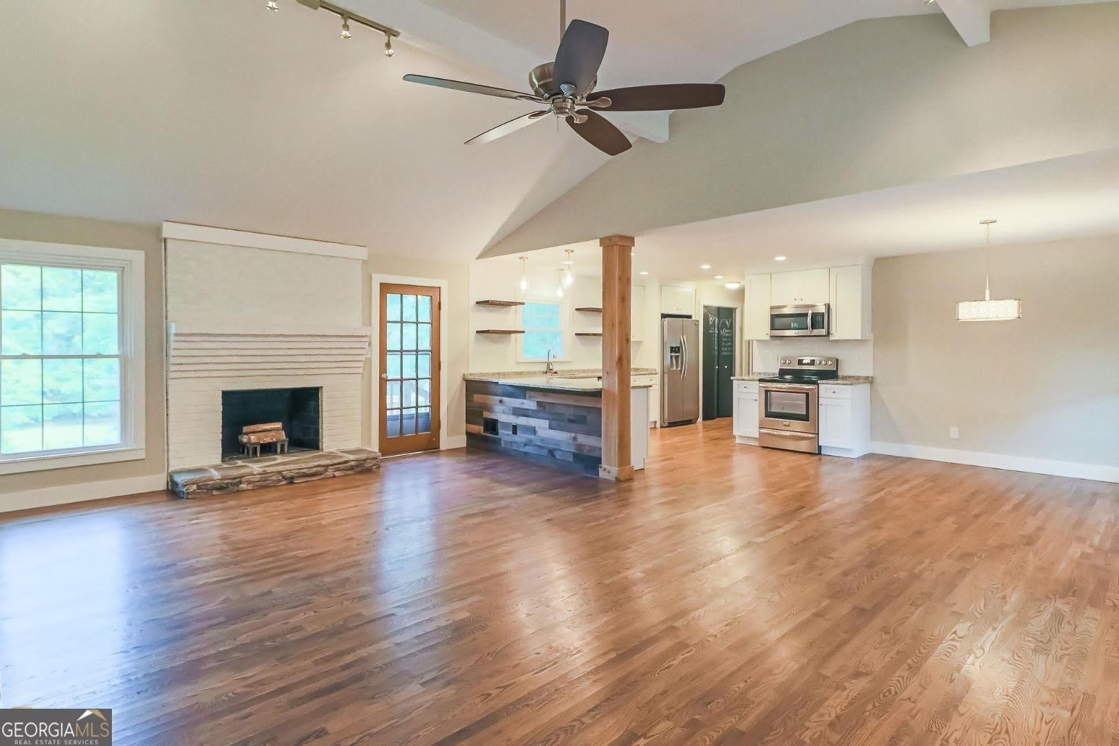 99 Woodvalley Drive – photo 4