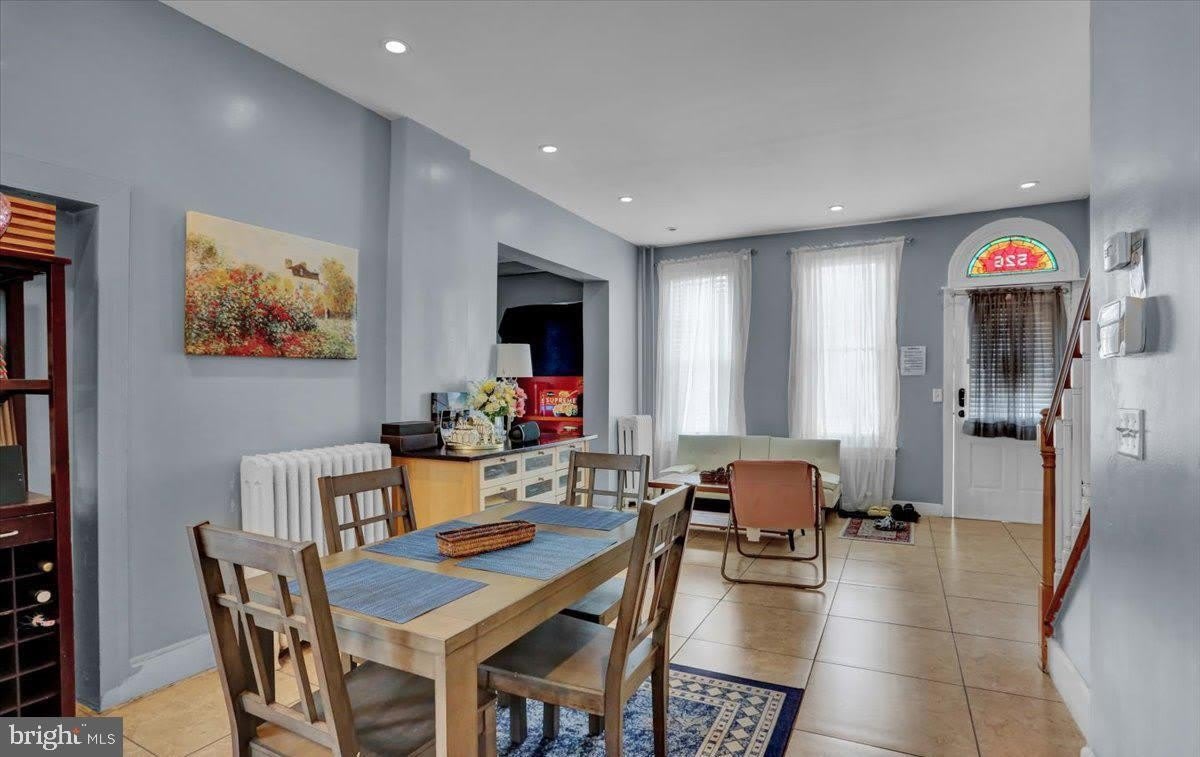 526 WINDSOR Street – photo 4