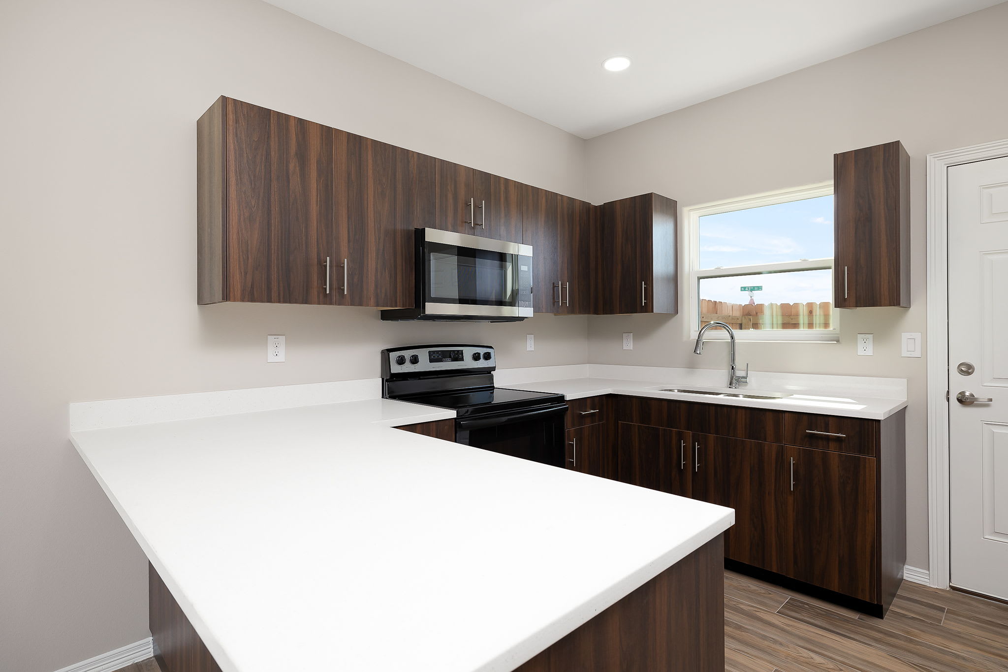 4220 Walnut Avenue – photo 2