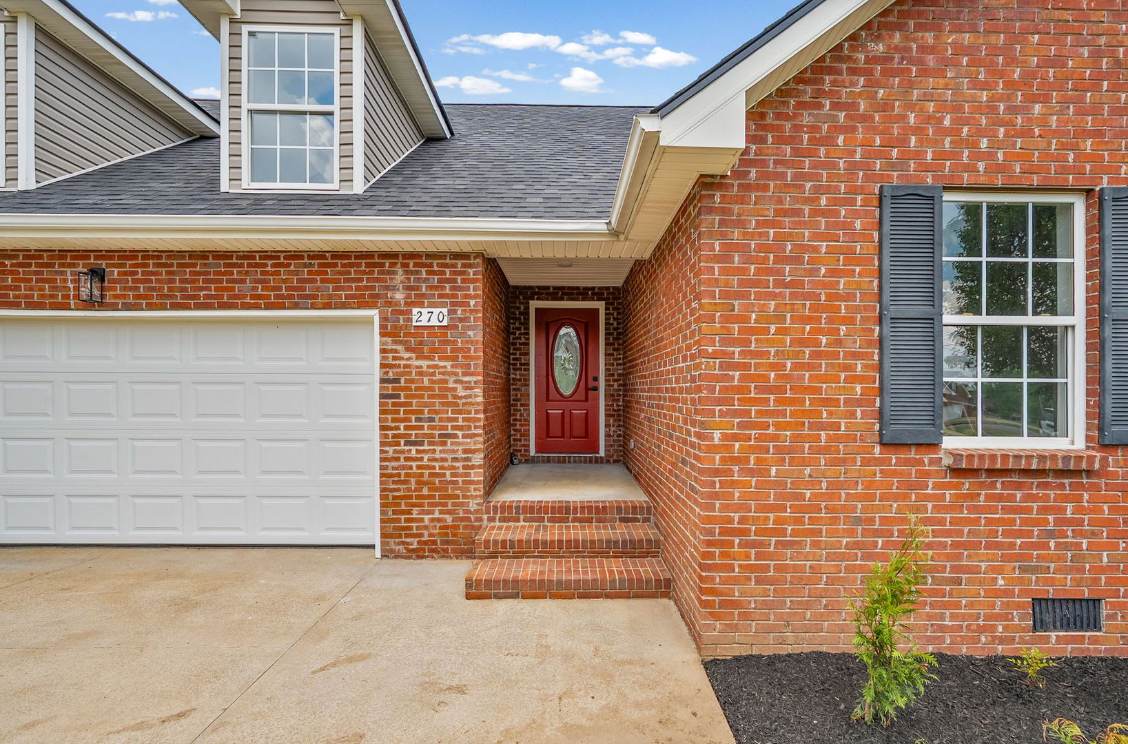 270 Harold Drive – photo 4