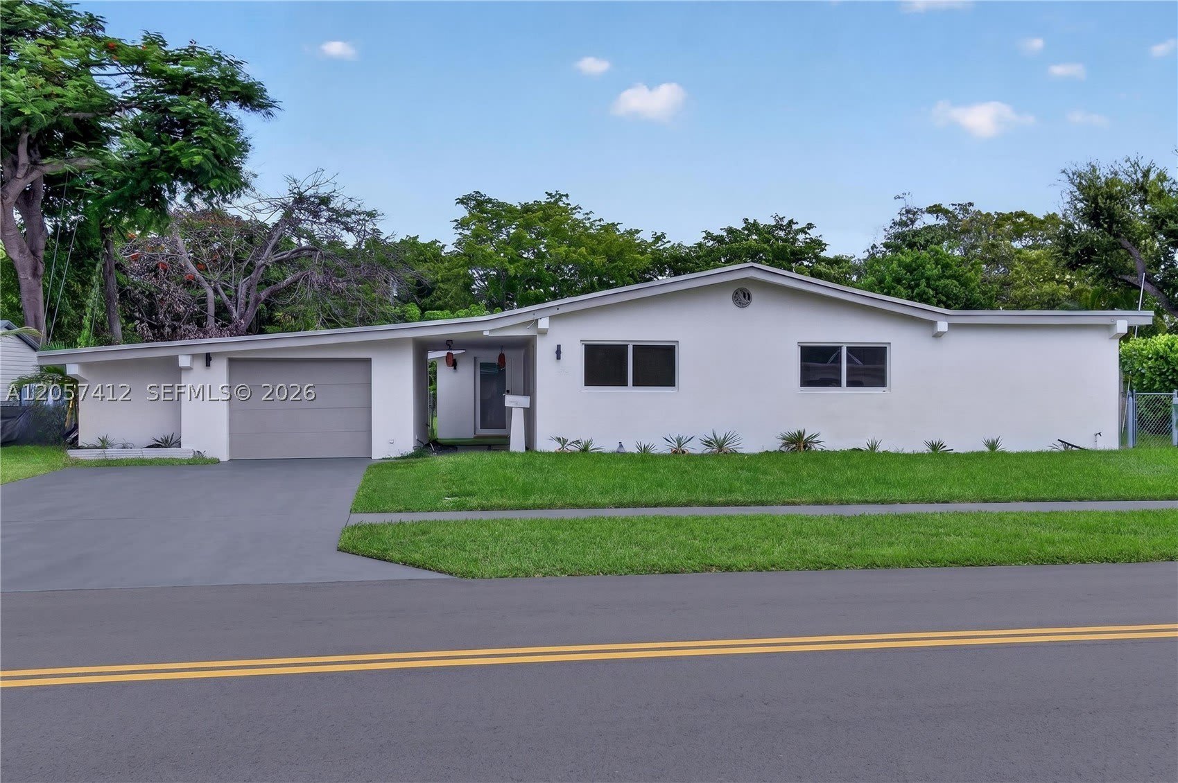 5715 Jackson St – photo 3